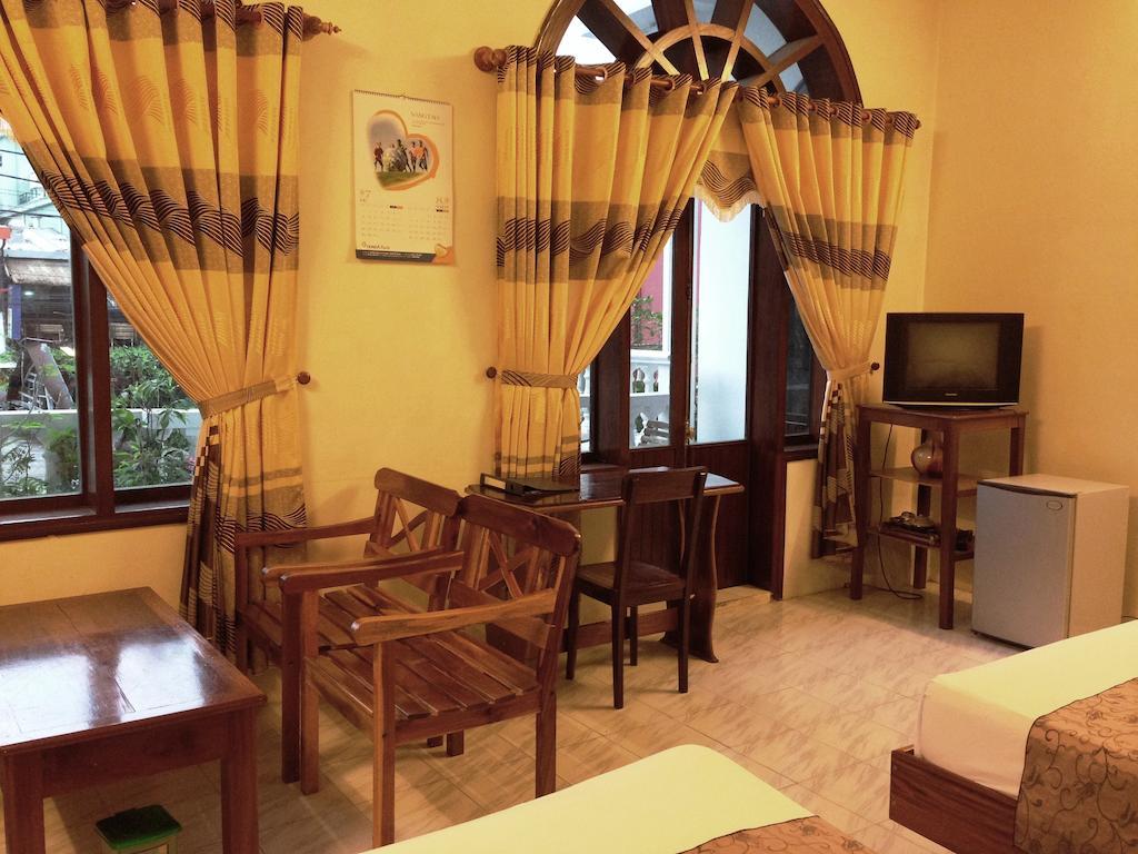 Dong Loi Hotel Хюэ Экстерьер фото